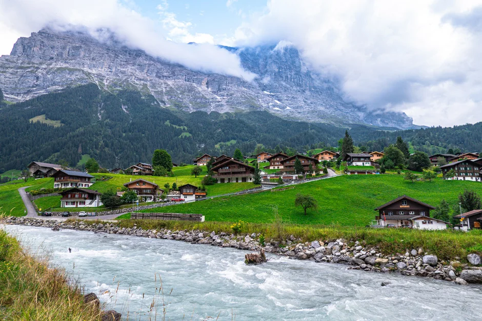 Switzerland + Italy (Private Tour) 5 Private Tour Switzerland + Italy 5